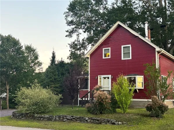 164 Bay Spring Ave, Barrington, RI 02806