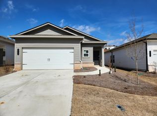 6688 Merchant St, Flowery Branch, GA 30542