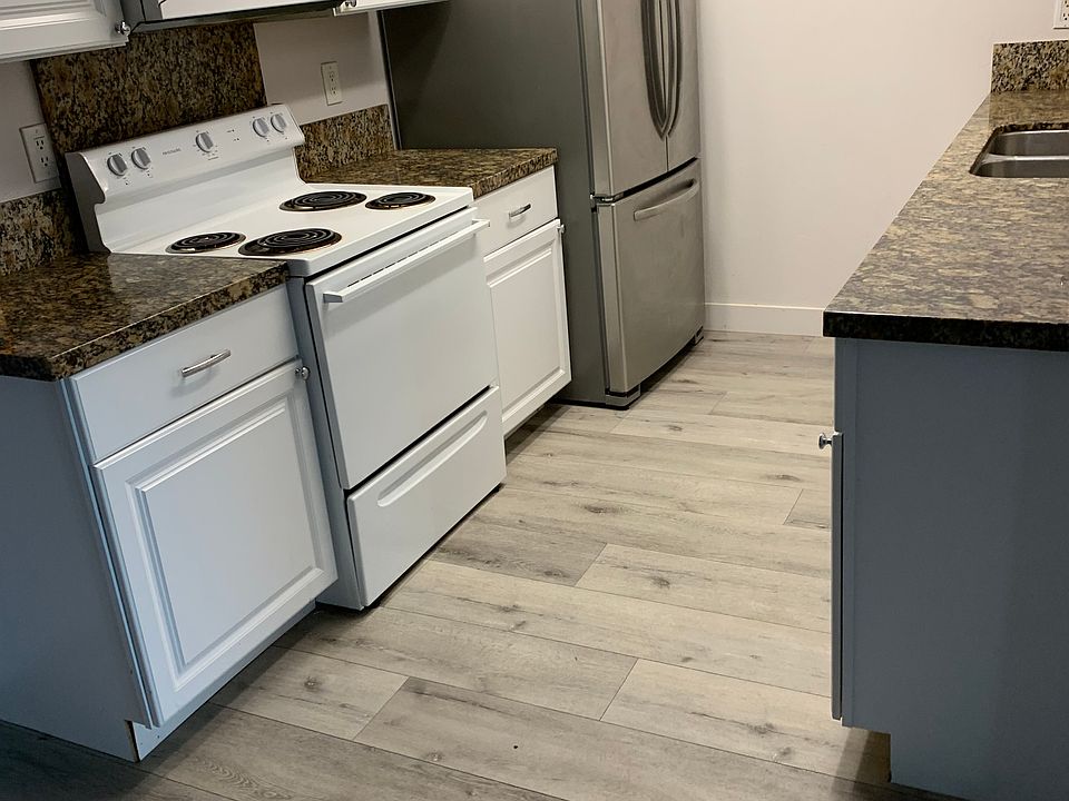 1st image of 32200 Cathedral Canyon Dr #X