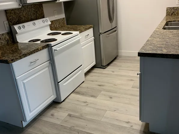 32200 Cathedral Canyon Dr #X, Cathedral City, CA 92234