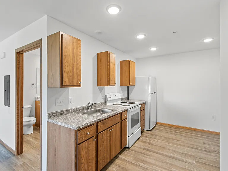 1445 Peterson Dr #204 — Photo 4