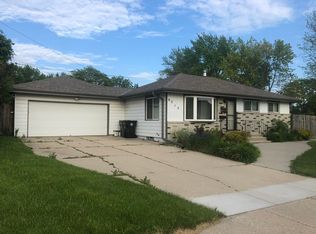 6212 S Kirkwood Ave, Cudahy, WI 53110