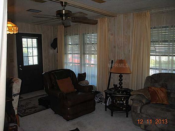 5th image of 726 Roseapple Ave