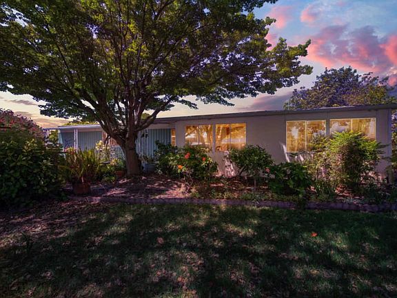 3rd image of 293 La Serena Way #293