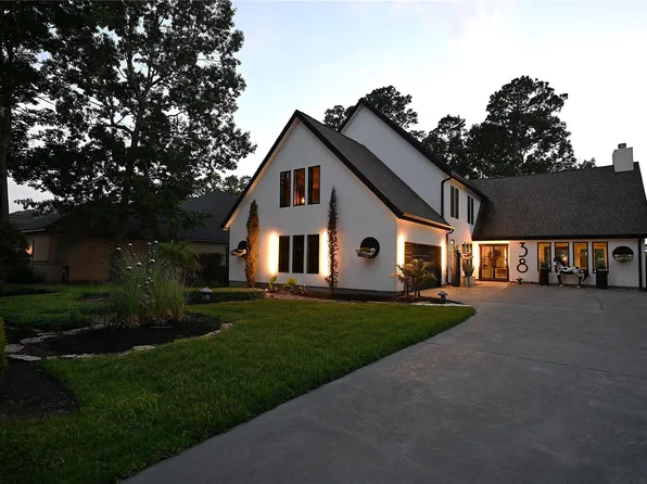 38 Fairway Park, Montgomery, TX 77356
