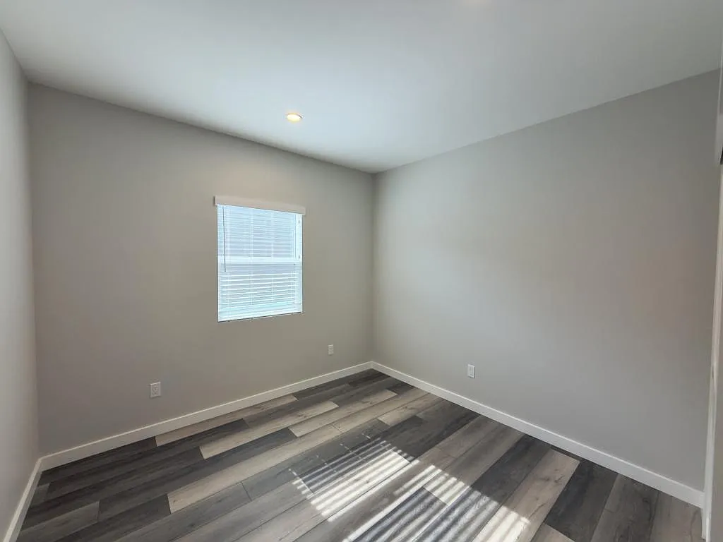 4969 Imperial Ave, Unit 3 — Photo 2