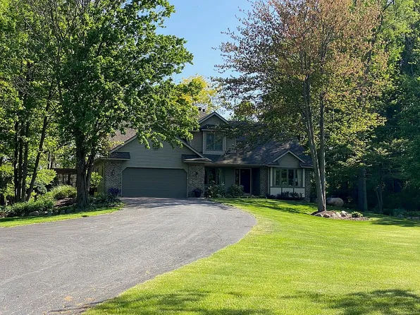 9150 108th St, Middleville, MI 49333