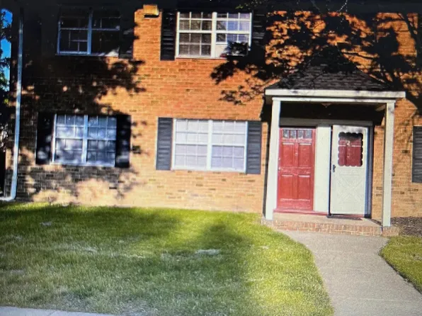 50 Garden View Ter Unit 2, Hightstown, NJ 08520