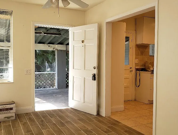 257 Whittier Ave — Photo 24