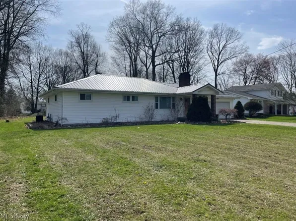 425 Laurel St, Youngstown, OH 44505