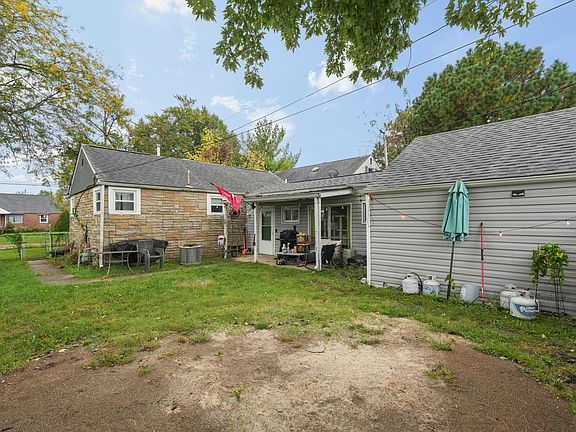 5th image of 1914 W Mound St
