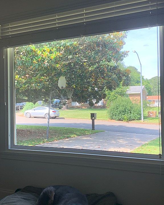 New front roompicture window