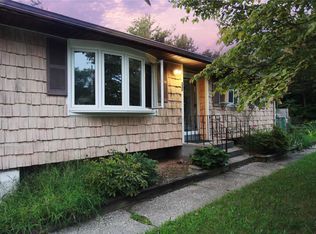 235 Prospect Pl, Bay Shore, NY 11706