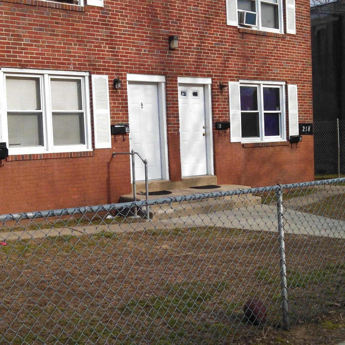 218 S 34th St — Photo 1