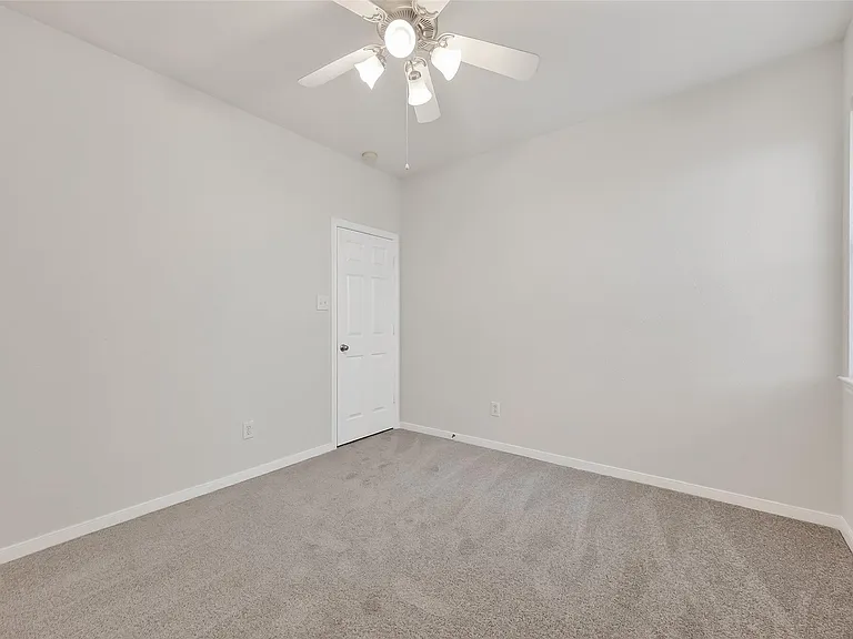 78 S Archwyck Cir — Photo 34