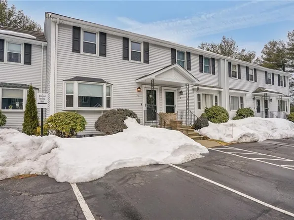 1 Magnum Ct APT 4, Smithfield, RI 02917