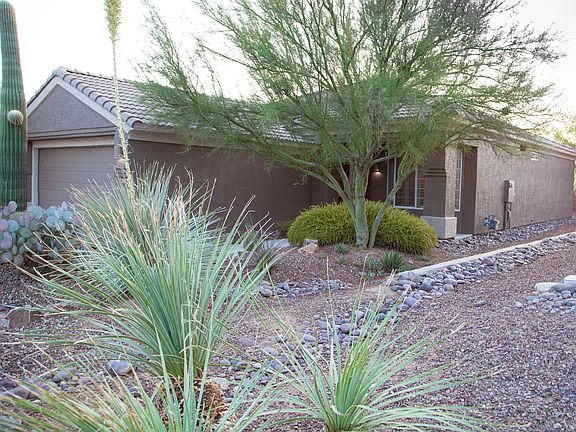 3rd image of 5375 W Winding Desert Dr