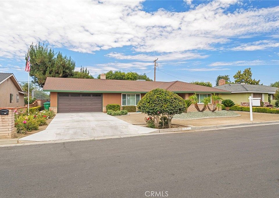 1st image of 26433 Chestnut Dr