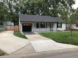 2222 W 73rd Ter, Prairie Village, KS 66208