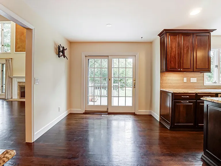 11410 Avant Ln — Photo 14
