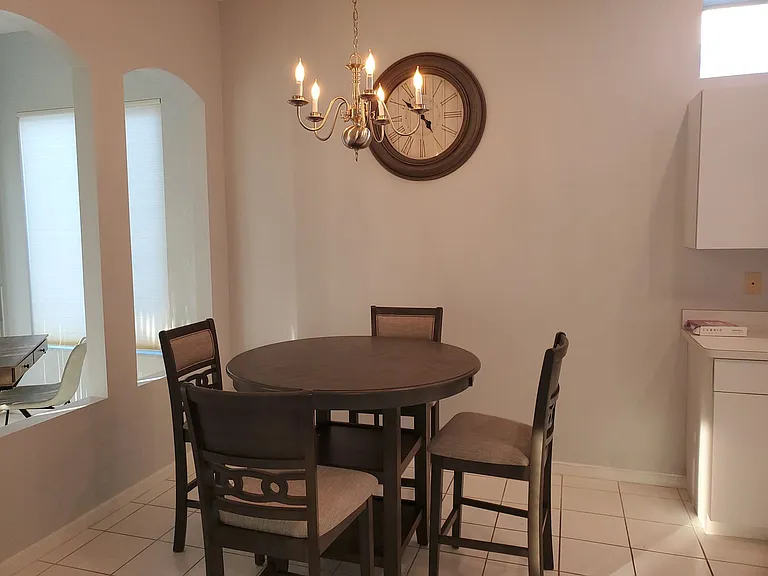 1141 Southlake Ct — Photo 11