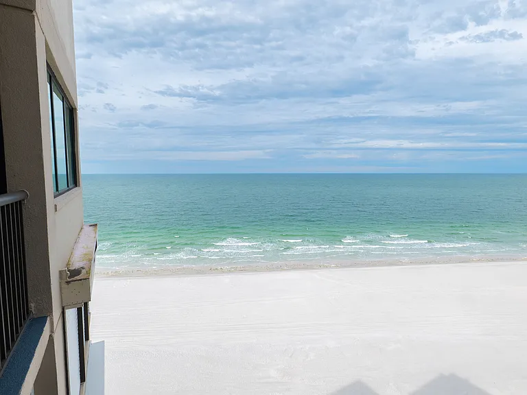 1600 Gulf Blvd #1112 — Photo 4