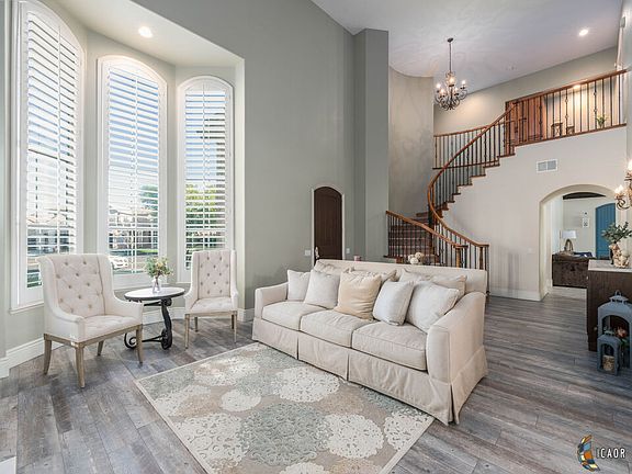 4th image of 2690 Elm Cir
