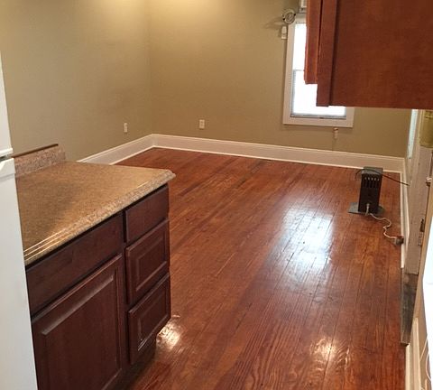 2nd image of 1614 1st St