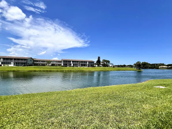 69 Somerset D, West Palm Beach, FL 33417