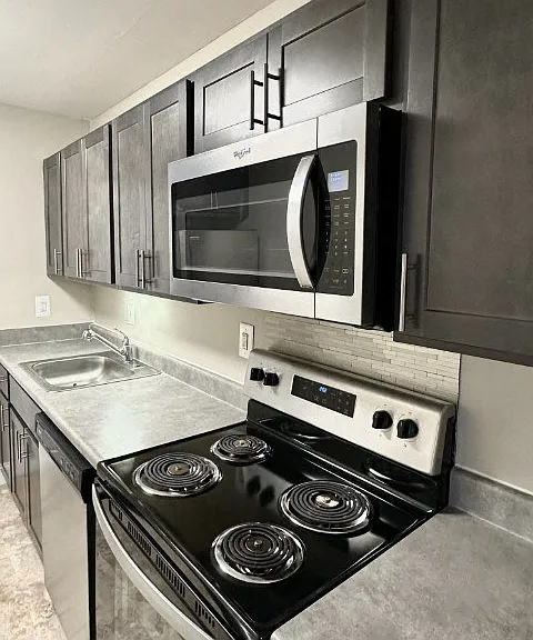 Hidden Village Apartments — Photo 1