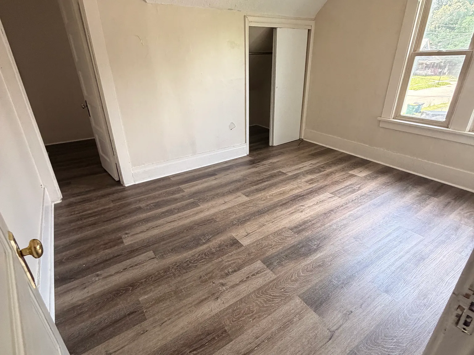 2 bed, 1000 sqft, $1,000 — Photo 4