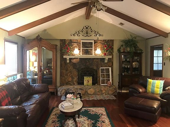 4th image of 117 Oak Hill Dr