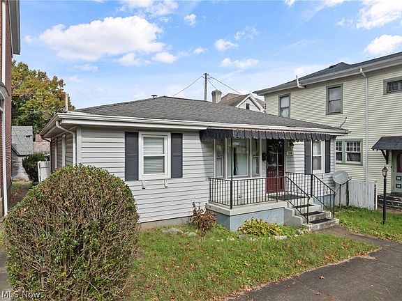 3rd image of 308 Whitely St
