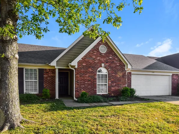 1708 Cherry Creek Dr, Southaven, MS 38671