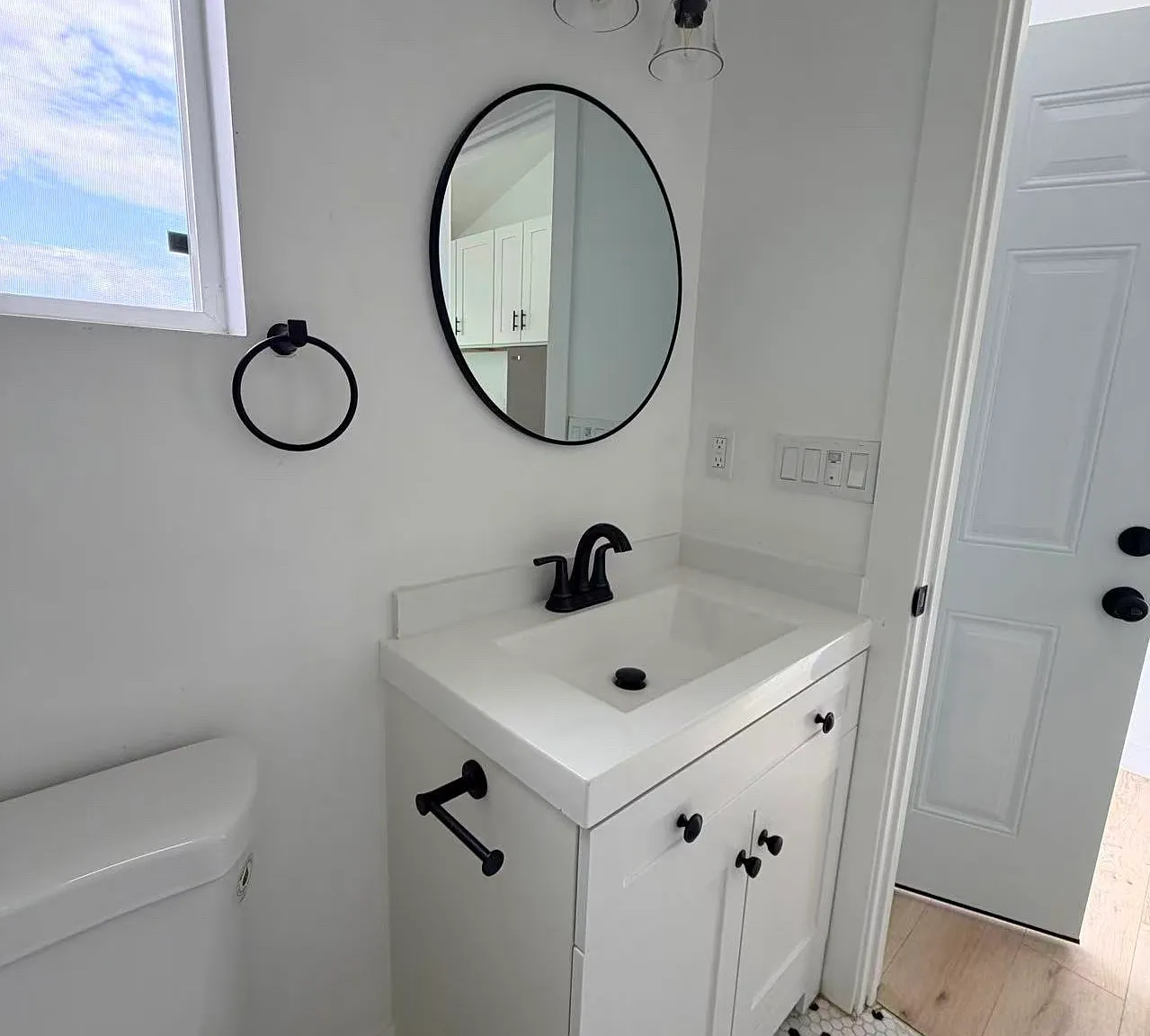 Studio, 266 sqft, $1,650 — Photo 4