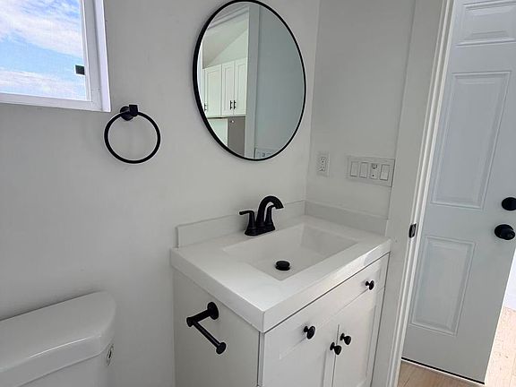 4th image of 2421 L St #2