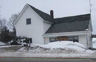 2nd image of 2076 S Main St