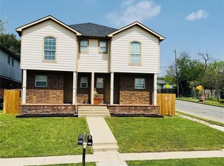 3329 Hanger Ave, Fort Worth, TX 76105