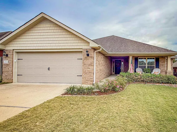 213 Stoney Trl, Maylene, AL 35114