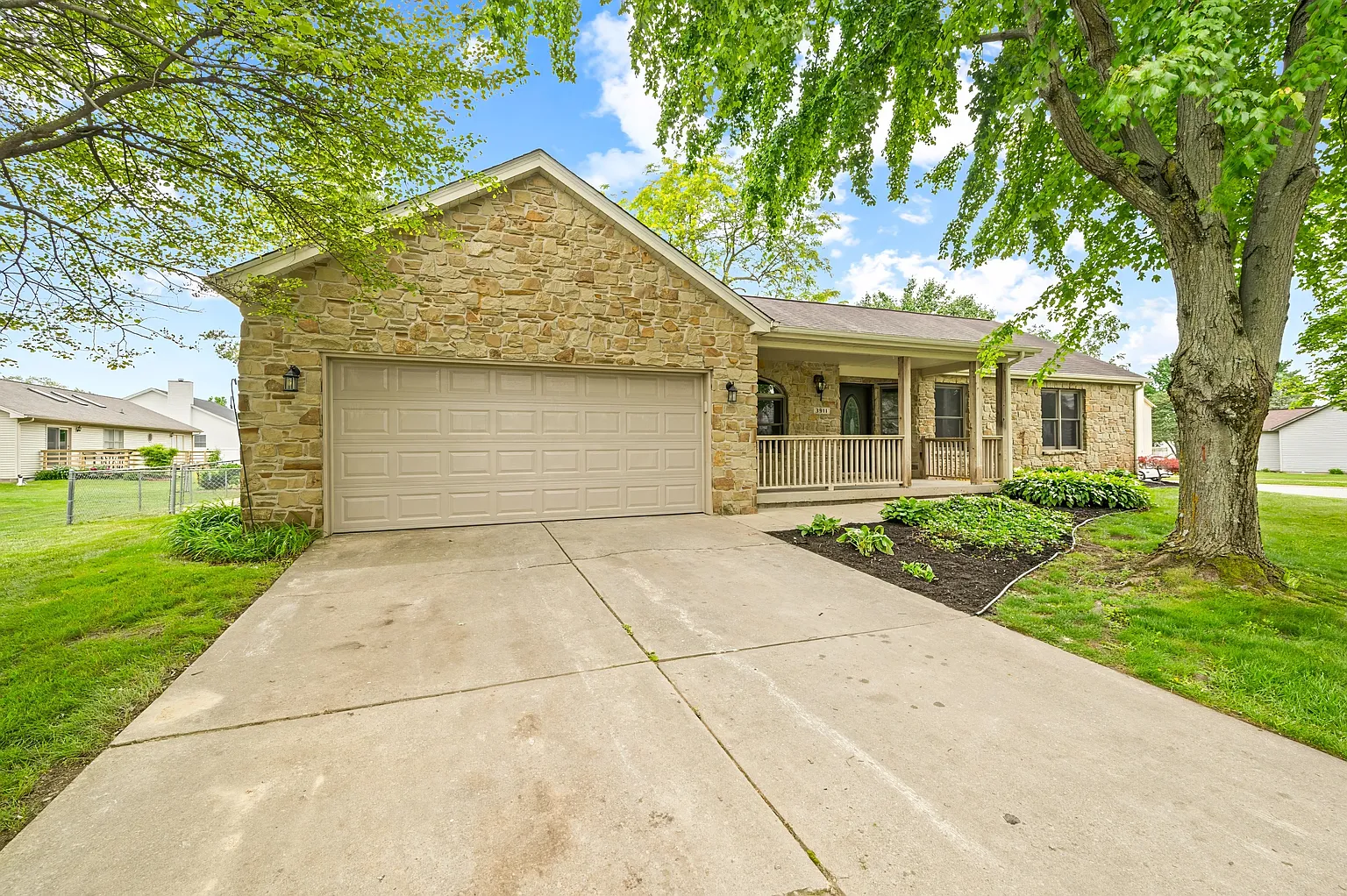3911 Briar Hill Way photo 1