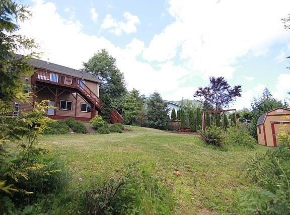 2nd image of 480 E Alder Dr