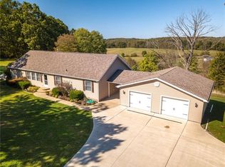 216 Ridge Rd, Georgetown, PA 15043