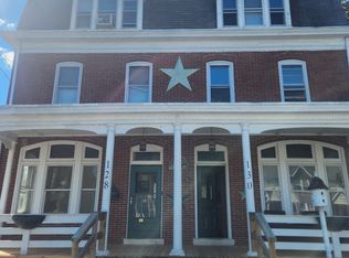 128 N 4th St #1, Columbia, PA 17512