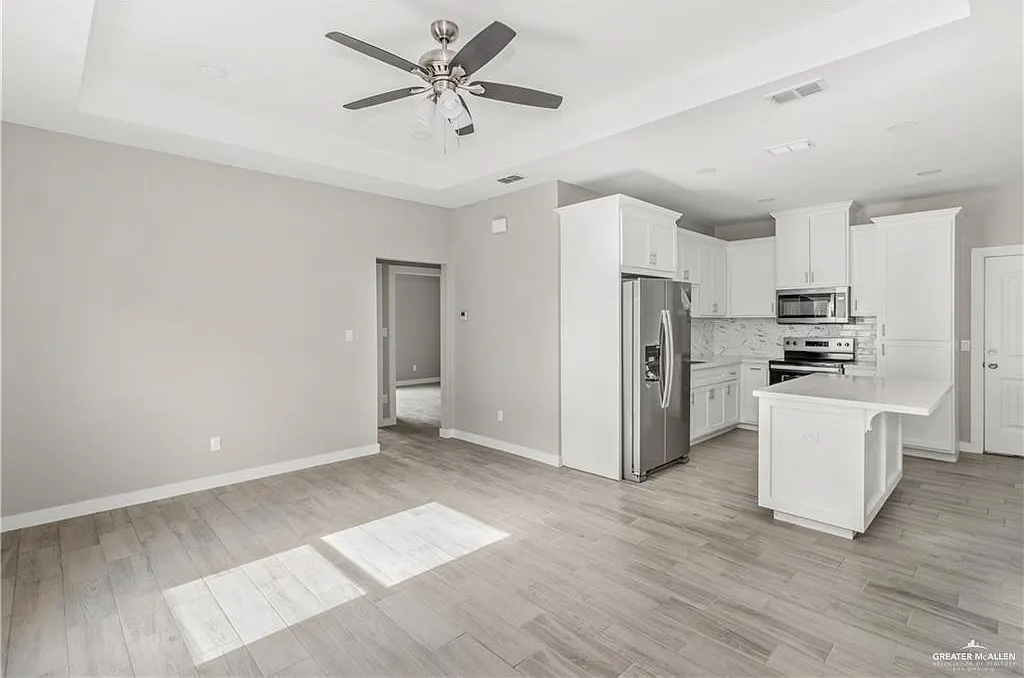 2 bed, 2.0 bath, 1137 sqft, $1,150 — Photo 4