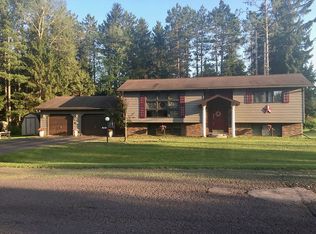 909 Oak St, Hurley, WI 54534