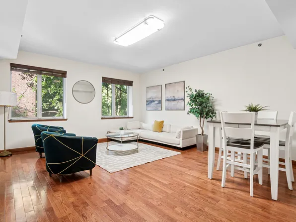 842 Ocean Parkway image 1 of 12