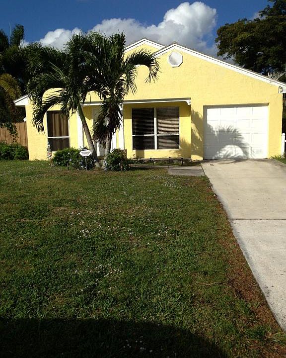 1st image of 9838 Goldenrod Dr