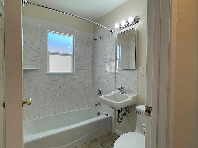 15 E Mira Monte Ave #5 — Photo 7