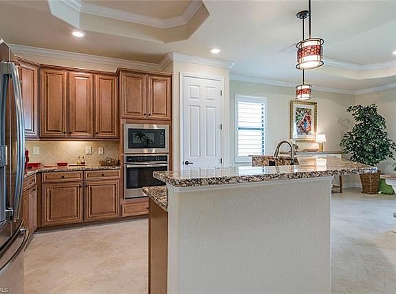 5th image of 28083 Edenderry Ct