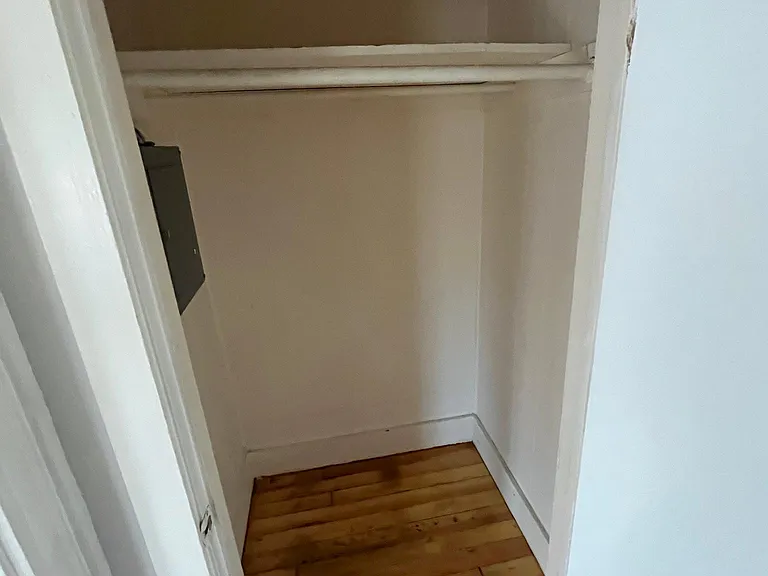 130 Elm St #5 — Photo 8